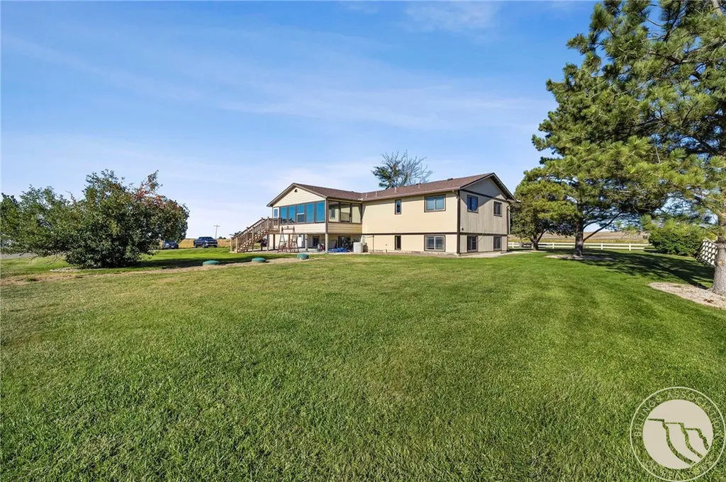 11698 Highway 313 Hardin MT 59034
