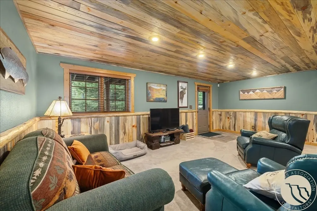 17 Rocky Fork Circle Red Lodge MT 59068