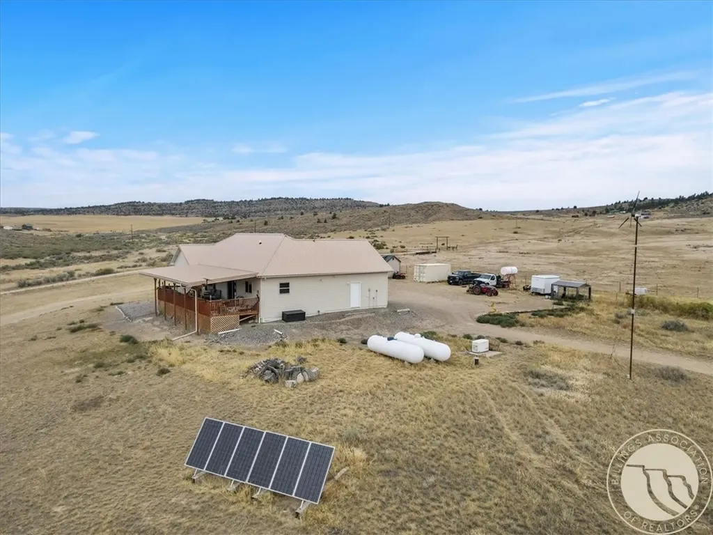194 N Dry Creek Road Bridger MT 59014