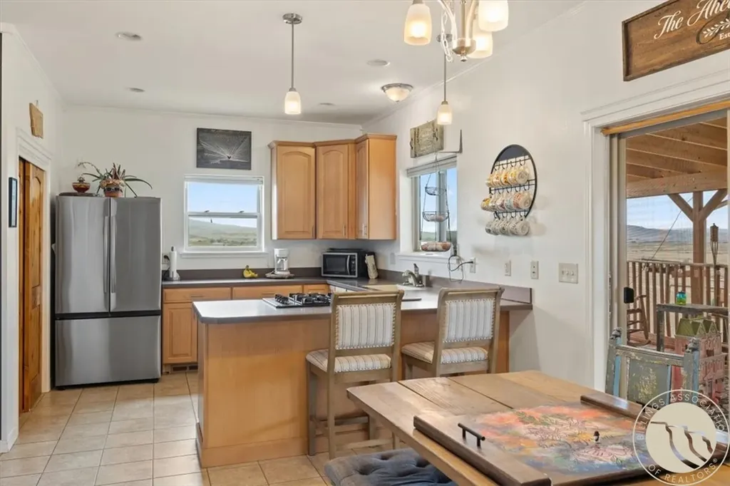 194 N Dry Creek Road Bridger MT 59014