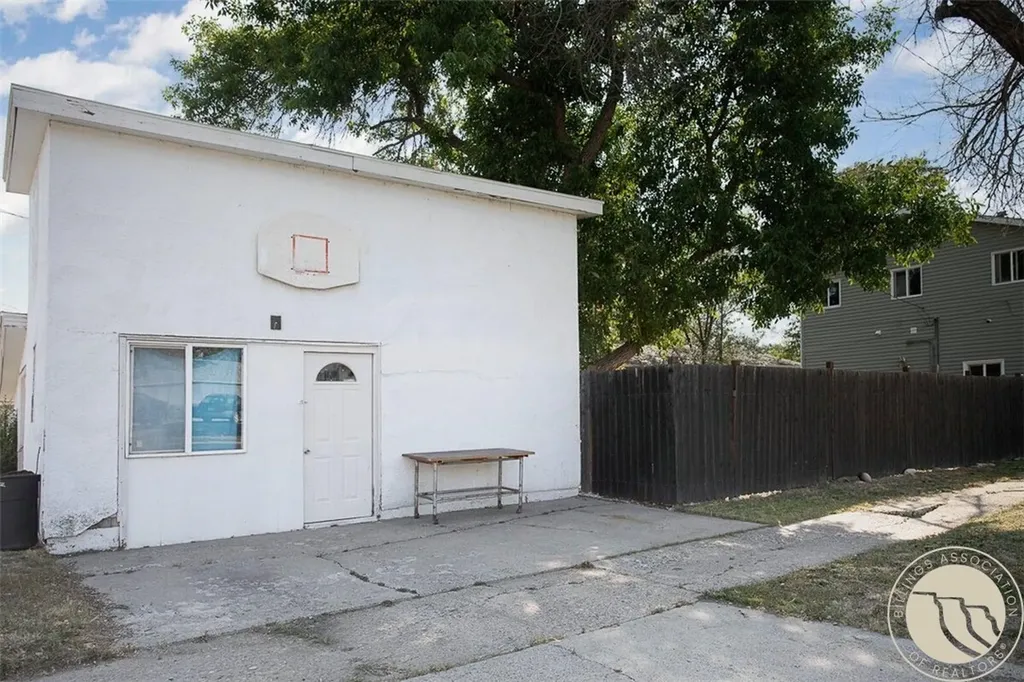 523 Elm Avenue Laurel MT 59044