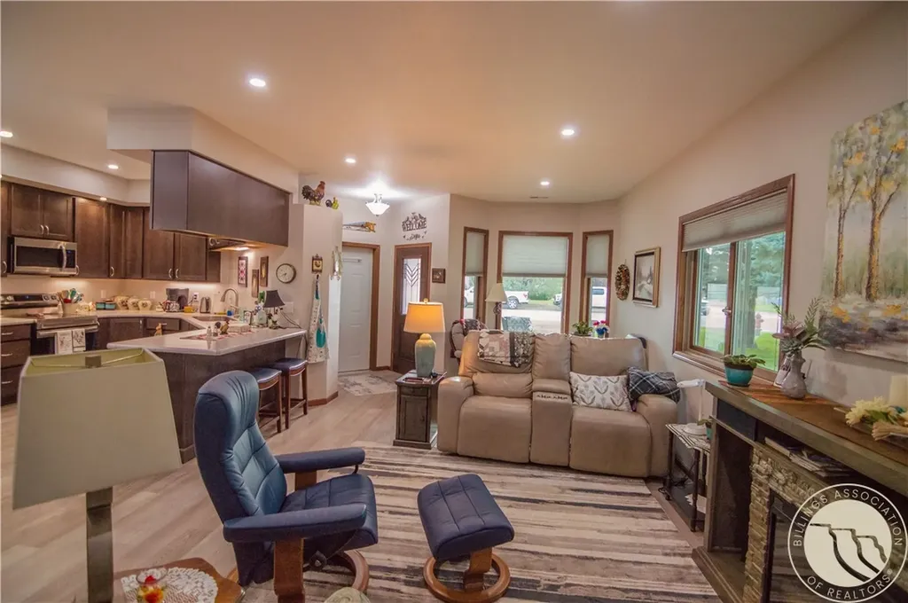 420 4th Avenue E Culbertson MT 59218