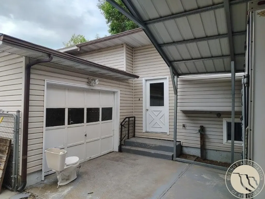 2528 Sterling Billings MT 59101