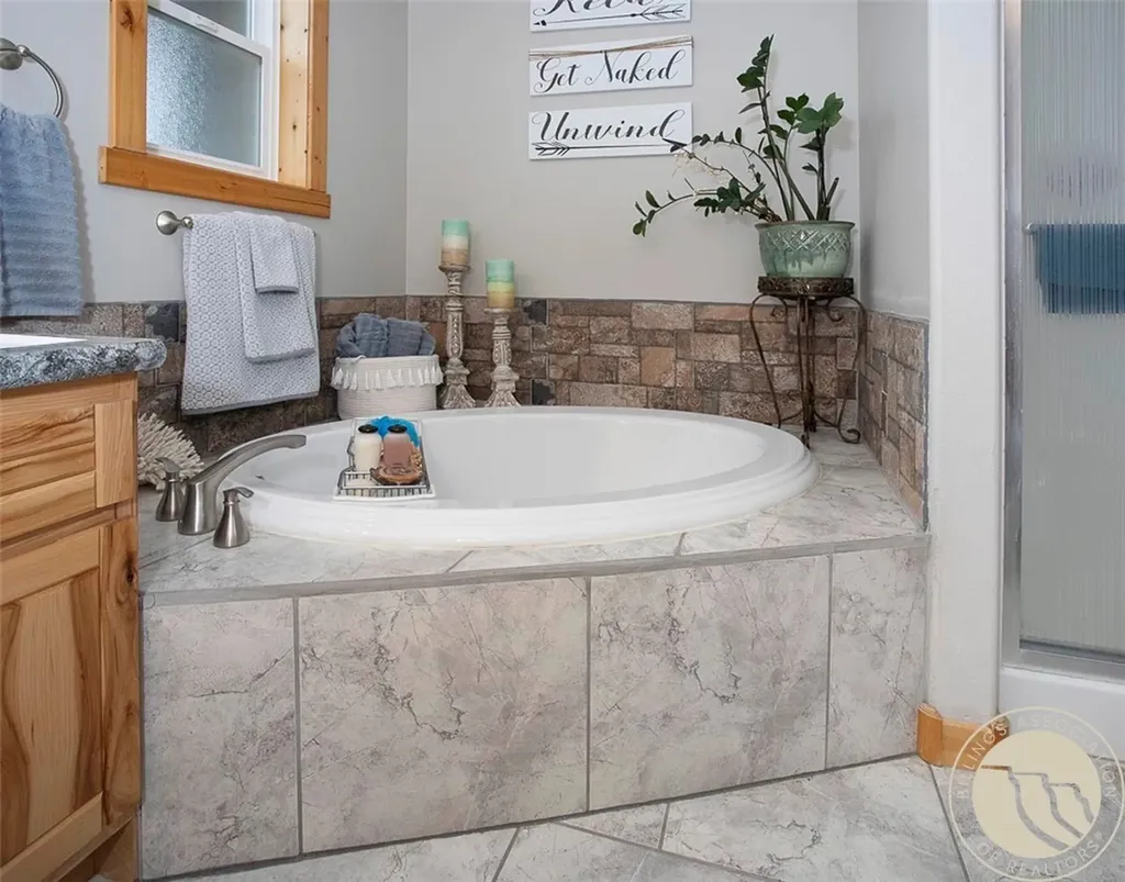 692 Quarry Road Columbus MT 59019