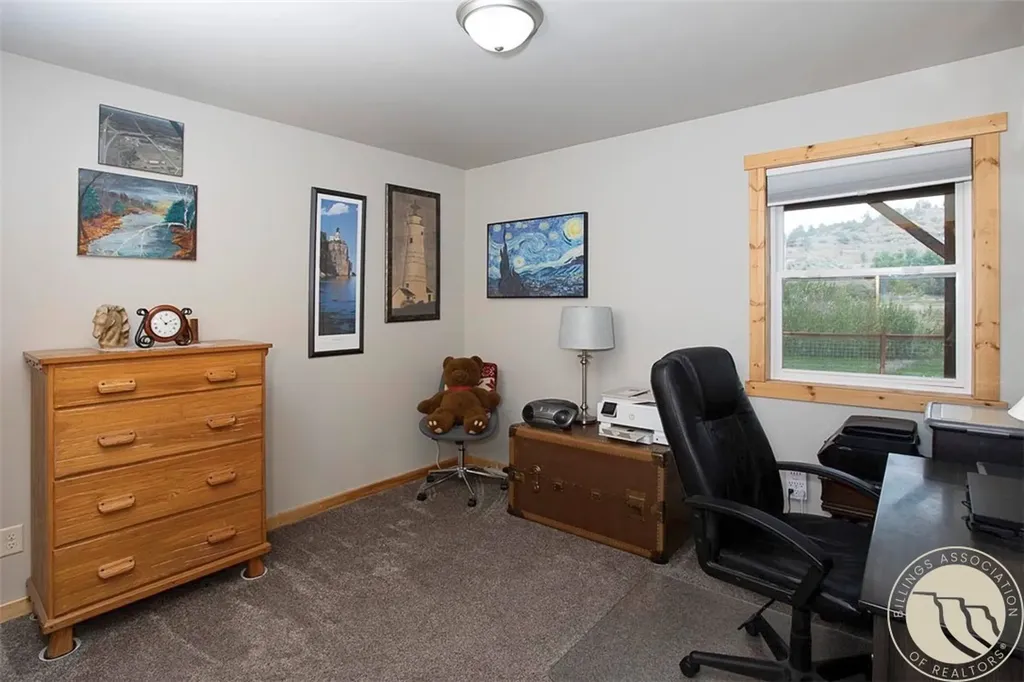 692 Quarry Road Columbus MT 59019