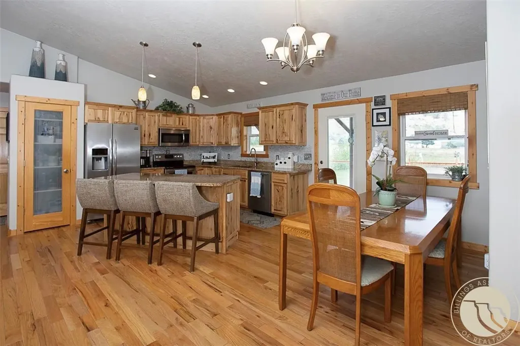 692 Quarry Road Columbus MT 59019