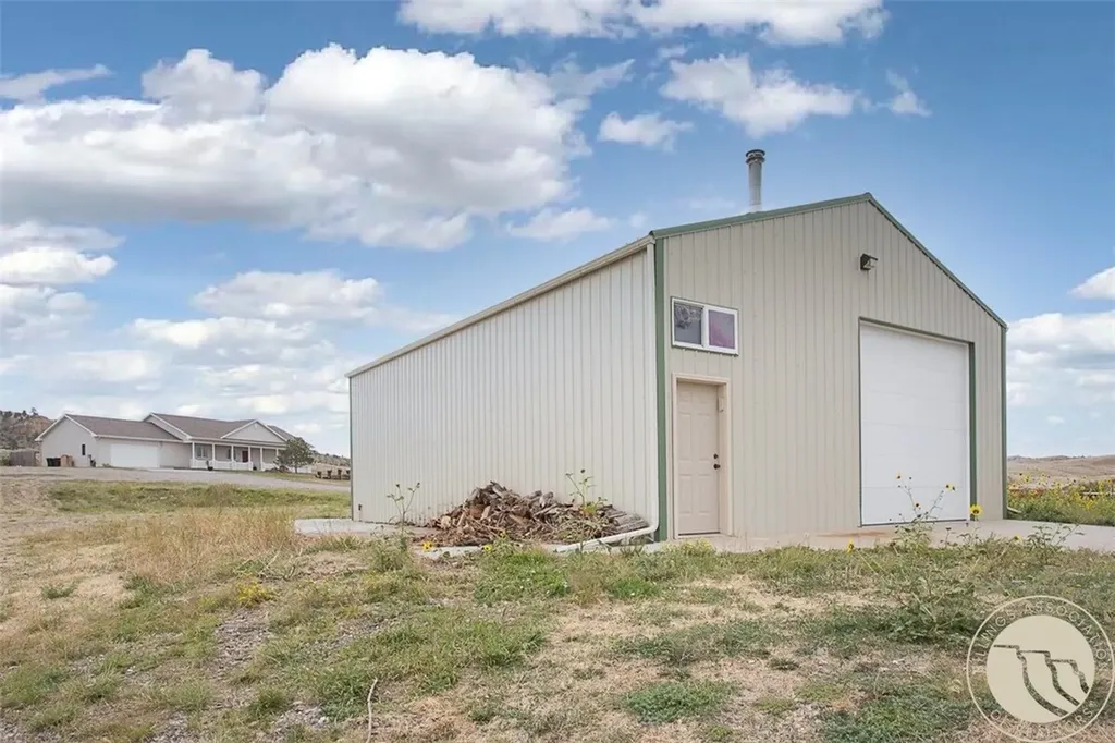 581 Squaw Creek Road Huntley MT 59037