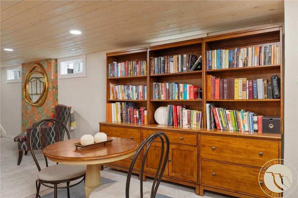 803 Parkhill Drive Billings MT 59102