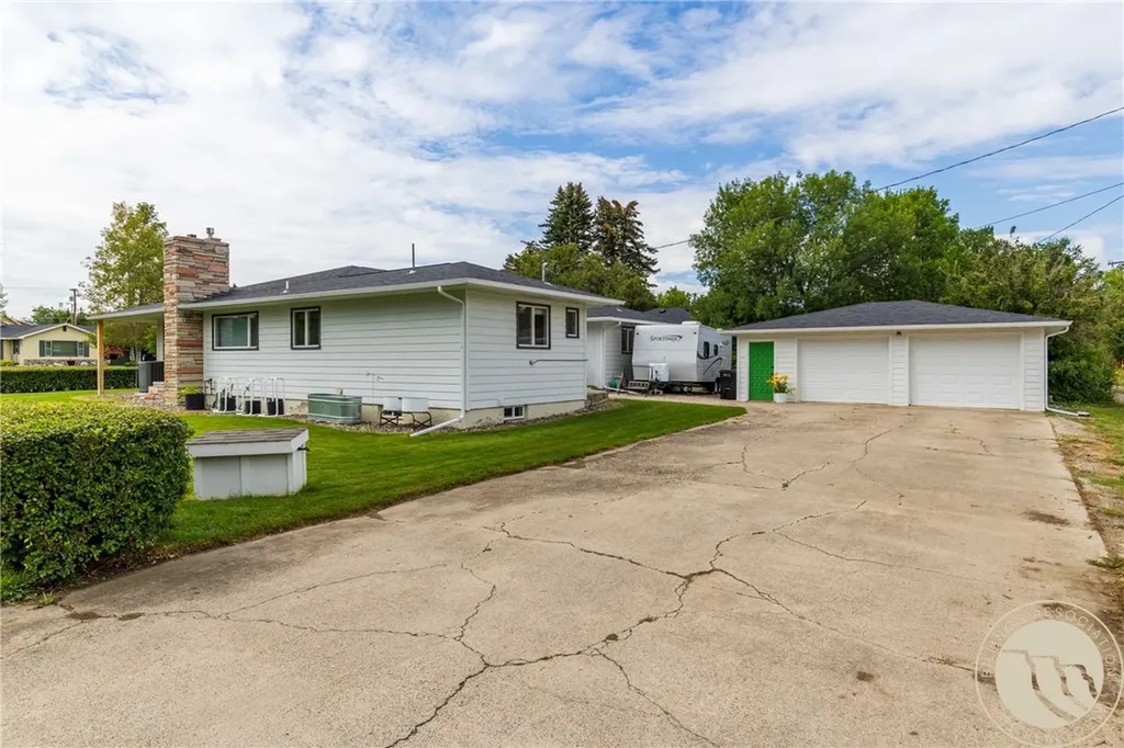 803 Parkhill Drive Billings MT 59102