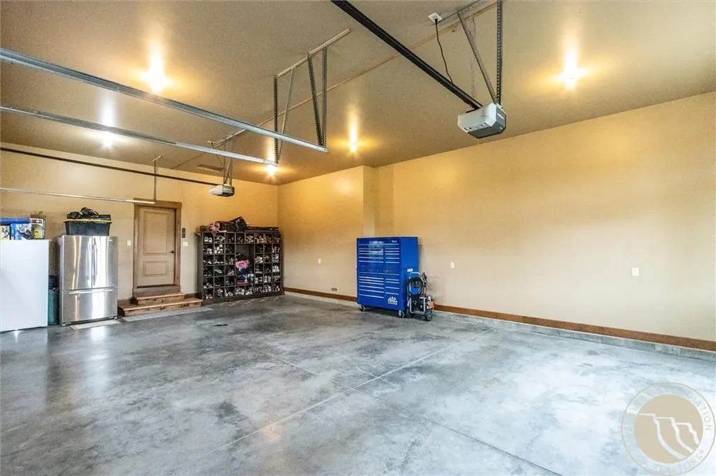5331 Mule Deer Court Billings MT 59106