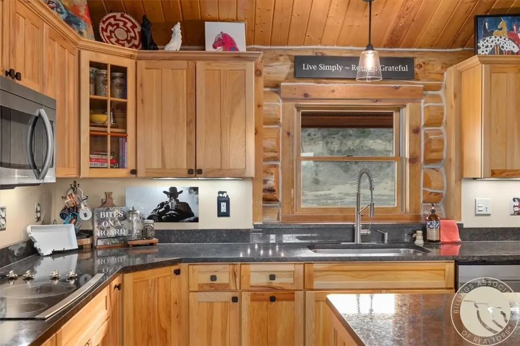 10 Pronghorn Lane Bridger MT 59014