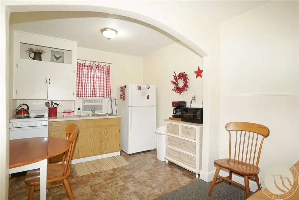 502 W Front Street Joliet MT 59041