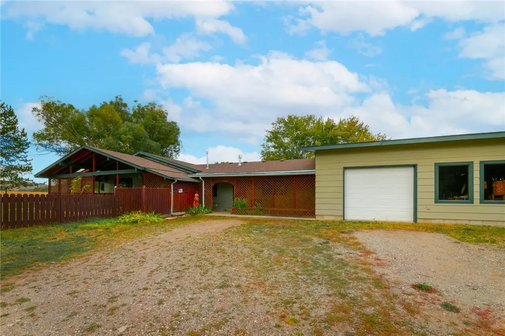 68 Bridger Creek Road Reed Point MT 59069