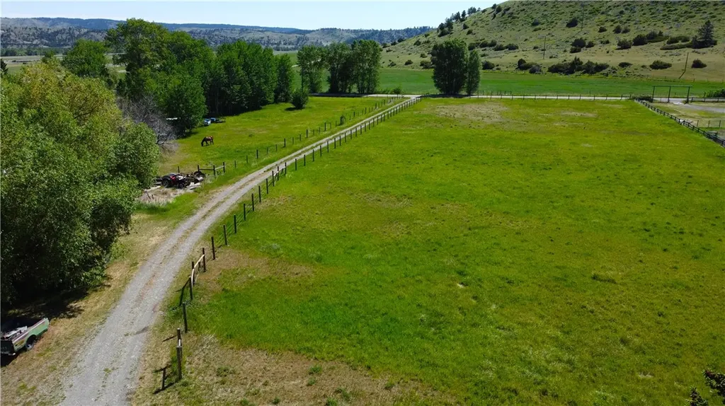 68 Bridger Creek Road Reed Point MT 59069