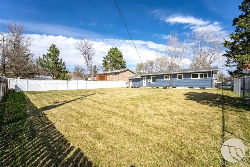 2214 Meadowood Street Billings MT 59102