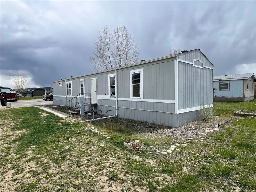 18 Lapin Billings MT 59105