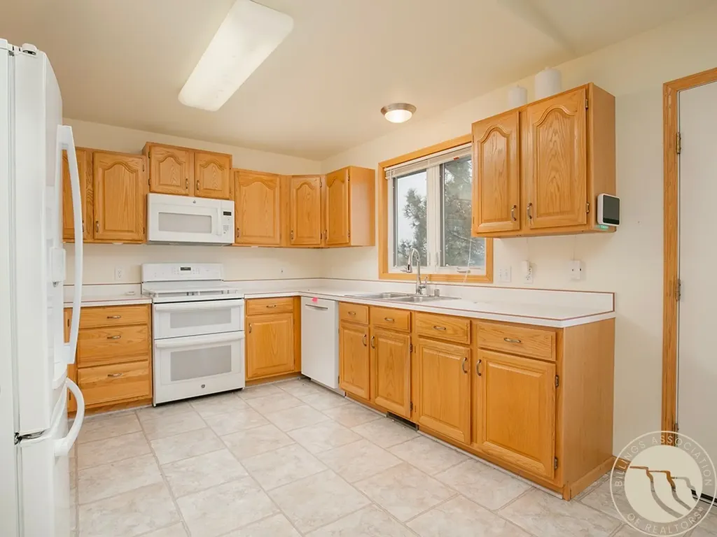 2408 Brook Hollow Drive Billings MT 59105