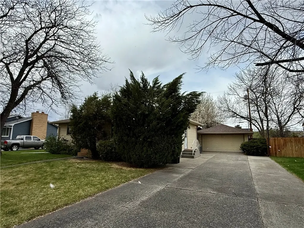 2037 Custer Avenue Billings MT 59102