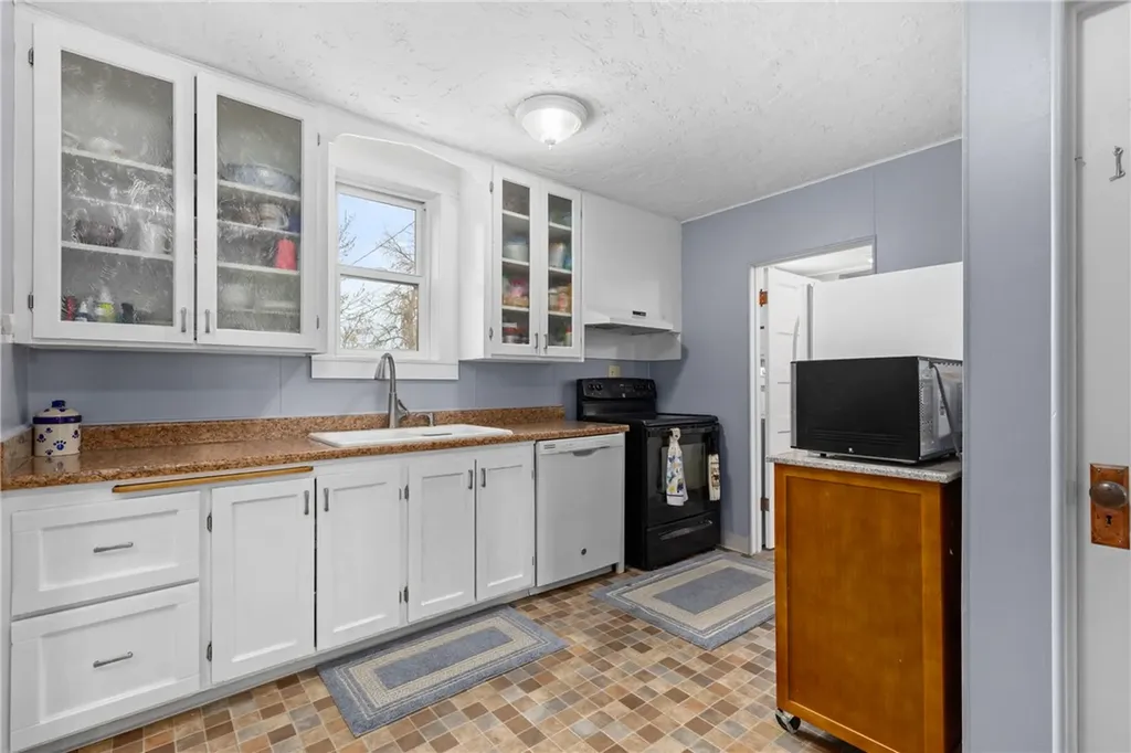 209 E 5th Street Laurel MT 59044