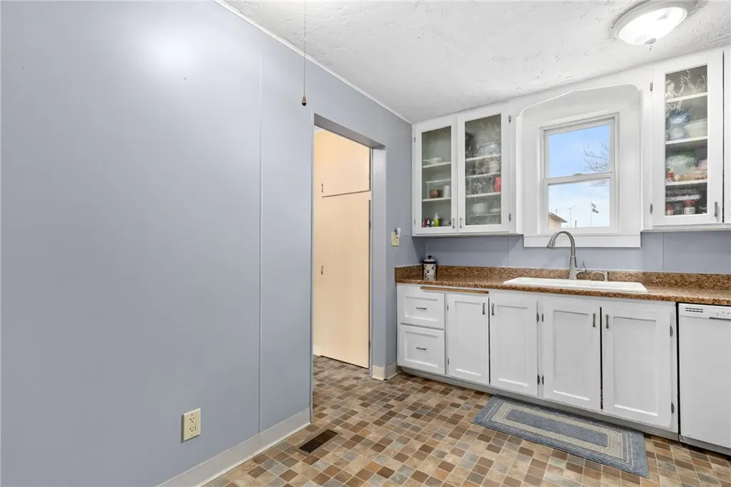209 E 5th Street Laurel MT 59044
