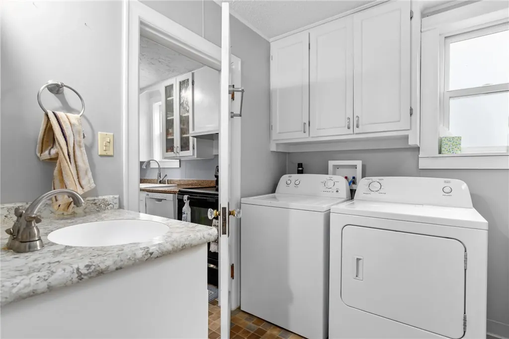 209 E 5th Street Laurel MT 59044