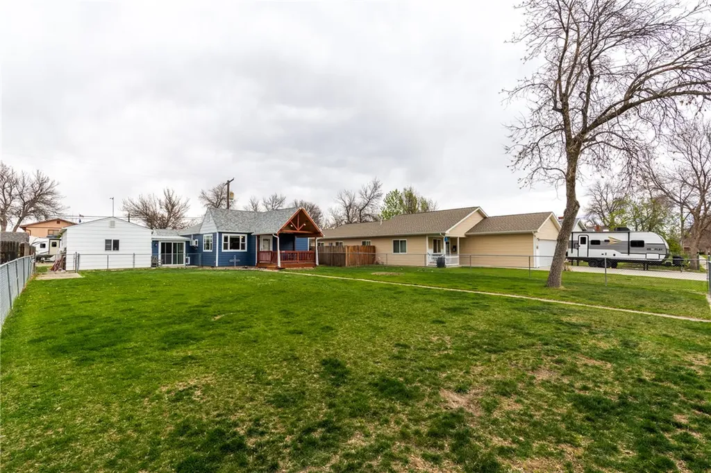 209 E 5th Street Laurel MT 59044