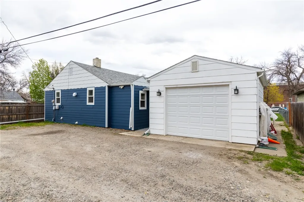 209 E 5th Street Laurel MT 59044