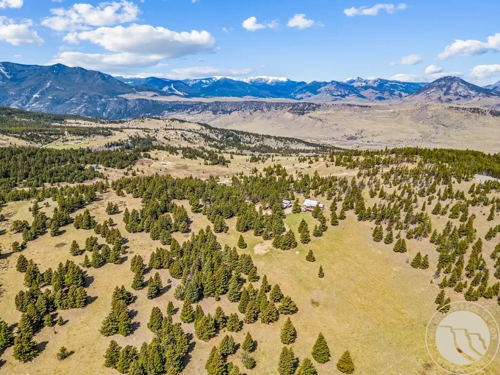 7 Eagle Trail Fishtail MT 59028