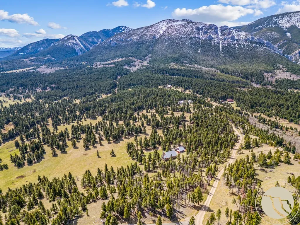 7 Eagle Trail Fishtail MT 59028