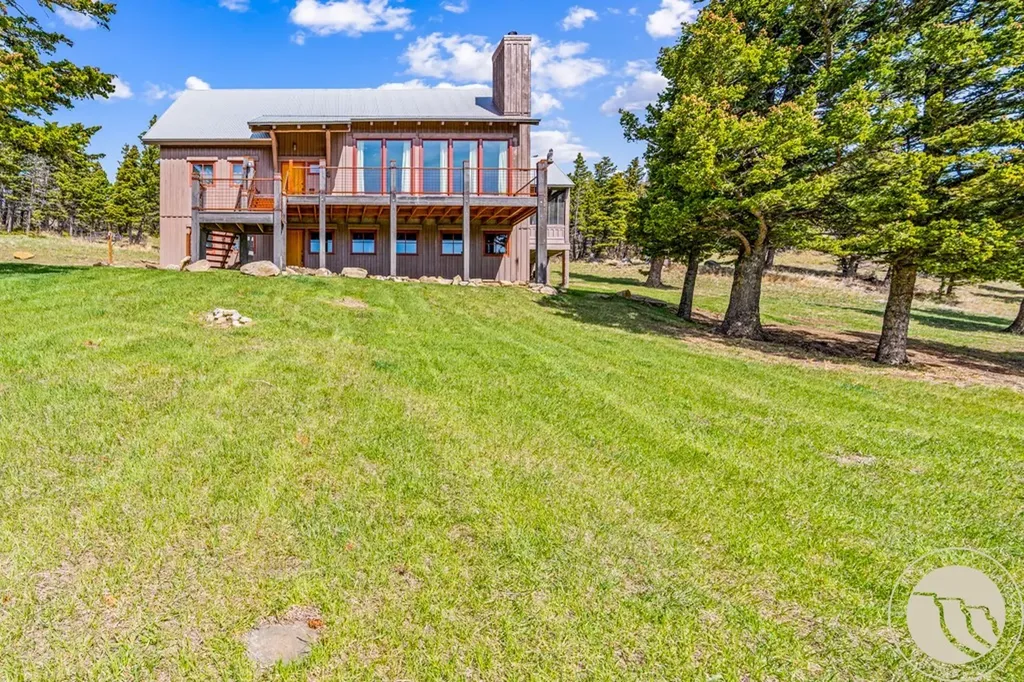 7 Eagle Trail Fishtail MT 59028
