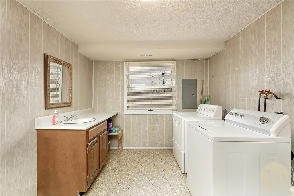 1337 Redwing Circle Billings MT 59105