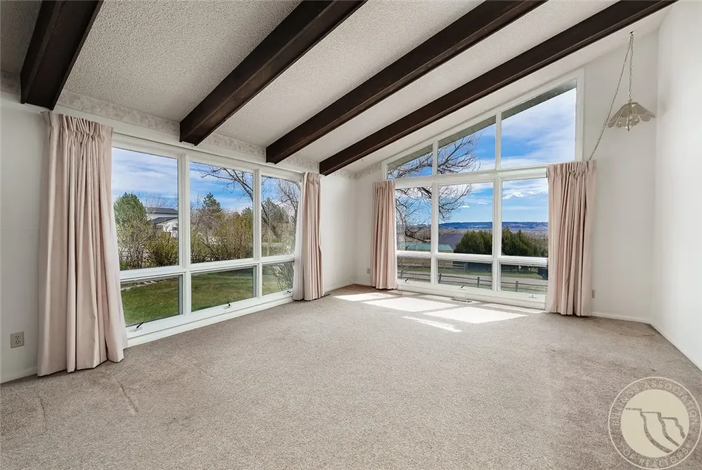 1337 Redwing Circle Billings MT 59105
