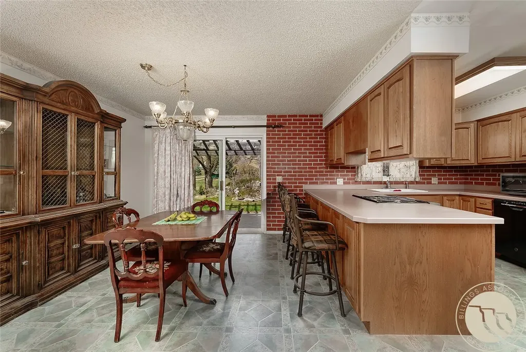 1337 Redwing Circle Billings MT 59105
