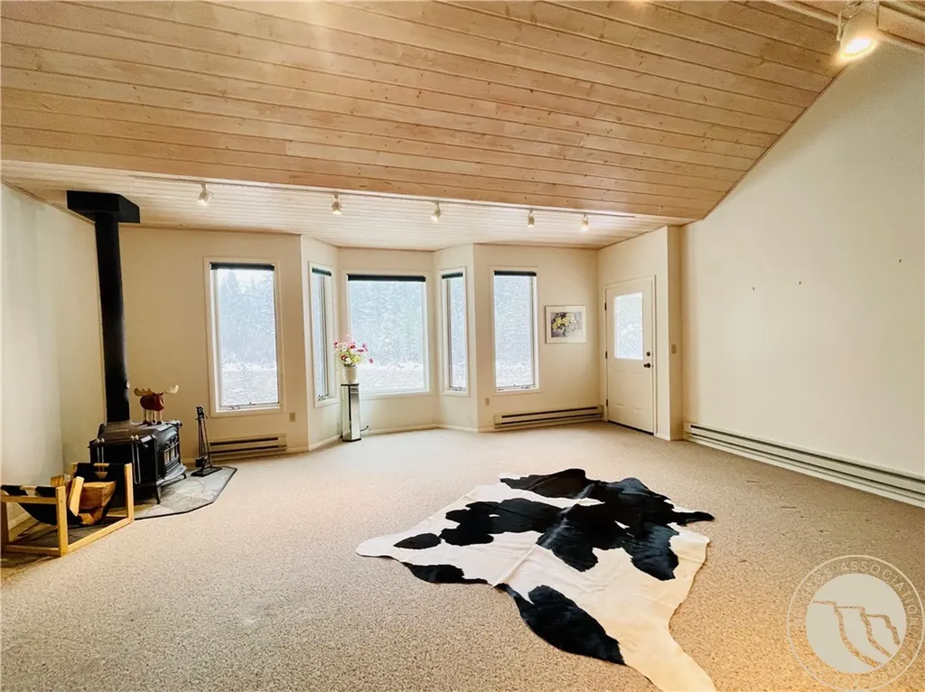 7 Black Bear Trail Red Lodge MT 59068