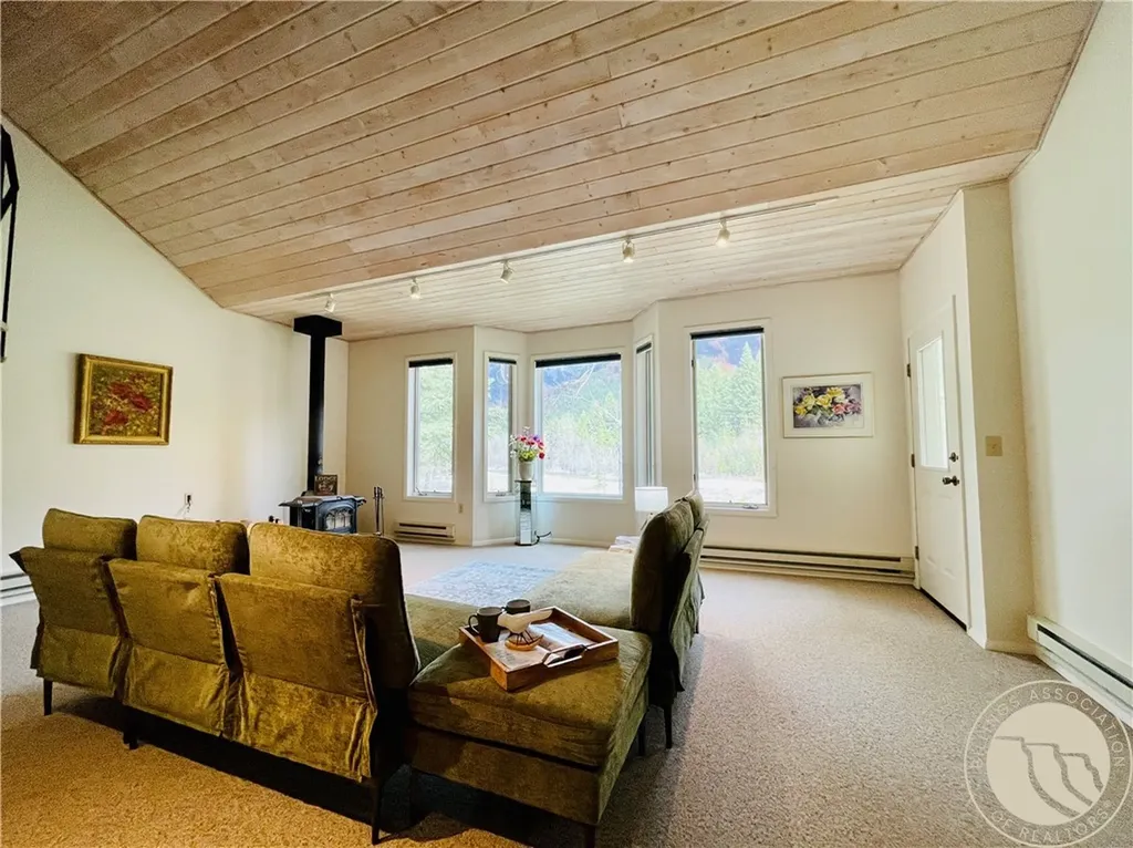 7 Black Bear Trail Red Lodge MT 59068