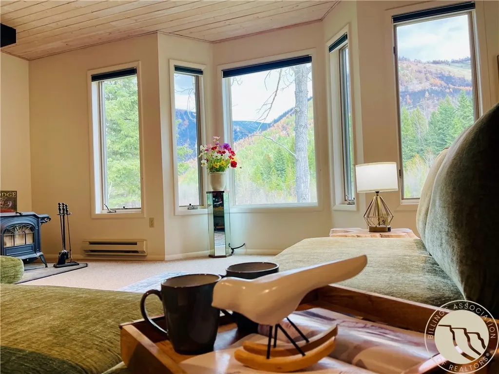 7 Black Bear Trail Red Lodge MT 59068