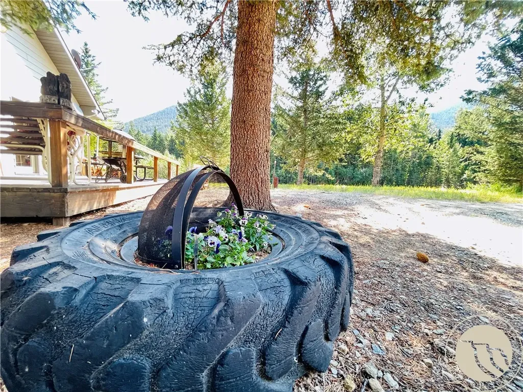 7 Black Bear Trail Red Lodge MT 59068