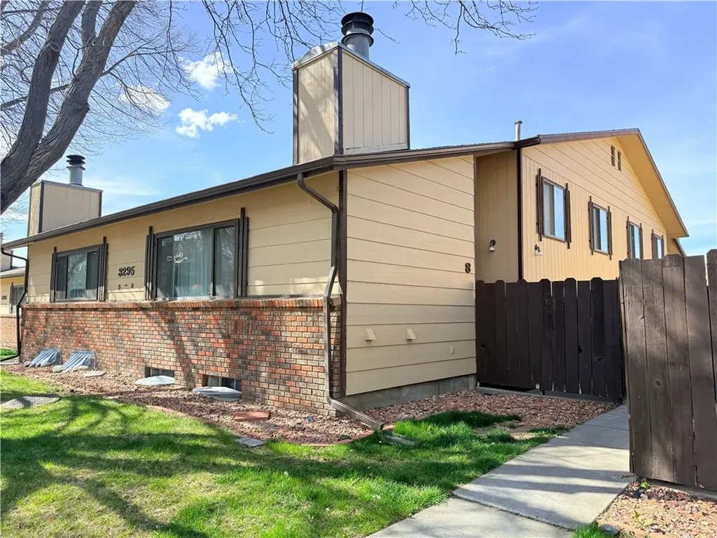 3295 Granger Avenue E Billings MT 59102