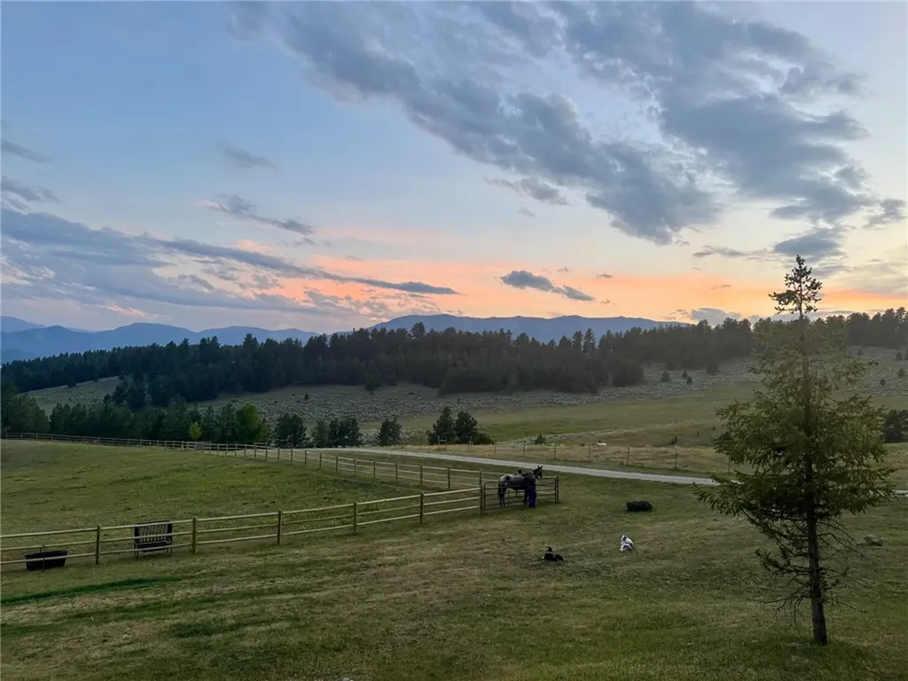 50 Mystic View Road Fishtail MT 59028