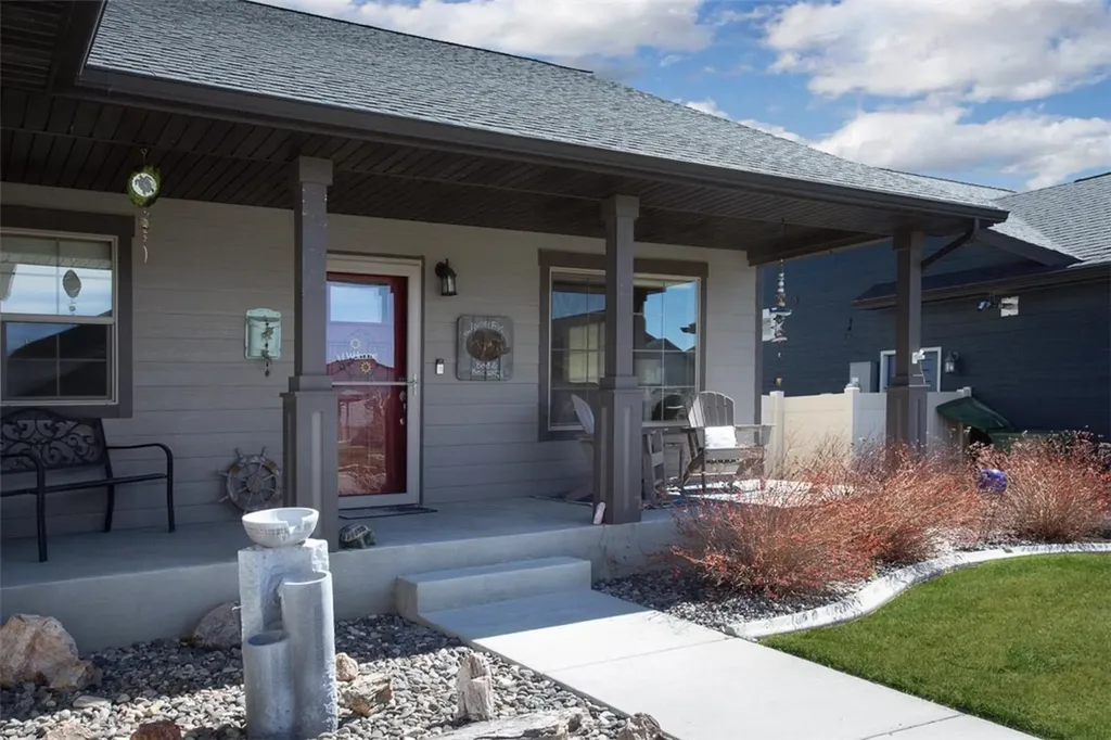 913 Bitterbrush Street Billings MT 59106