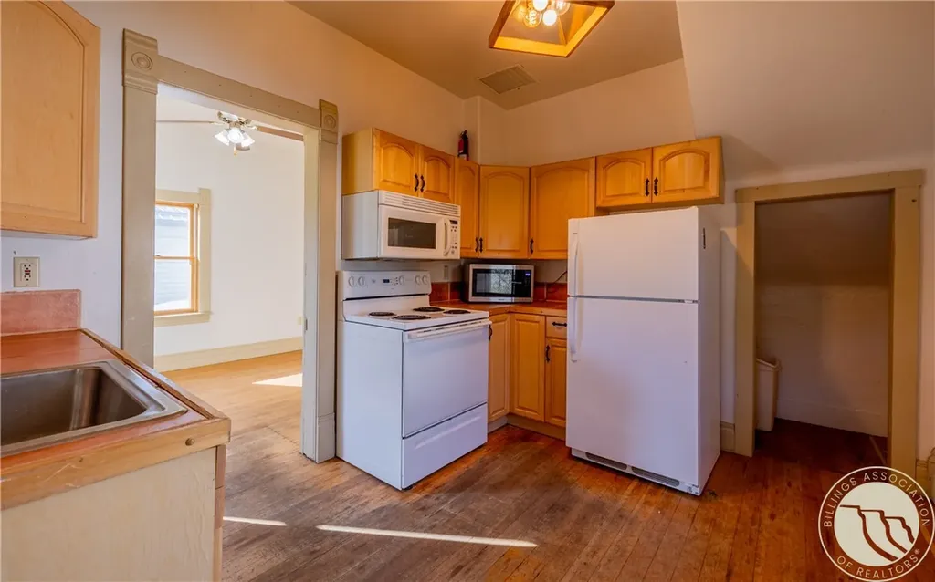 1008 Grant S Red Lodge MT 59068
