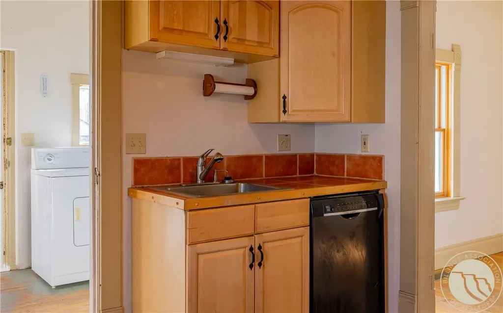 1008 Grant S Red Lodge MT 59068