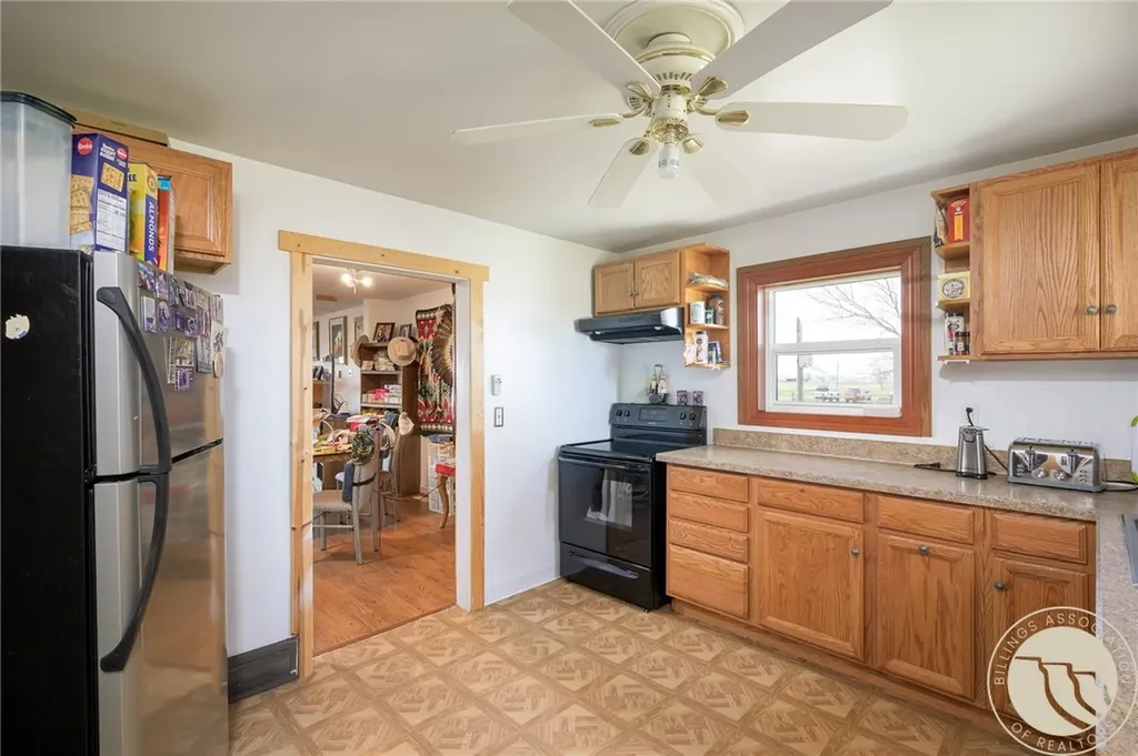 5213 Shepherd Acton Road Shepherd MT 59079