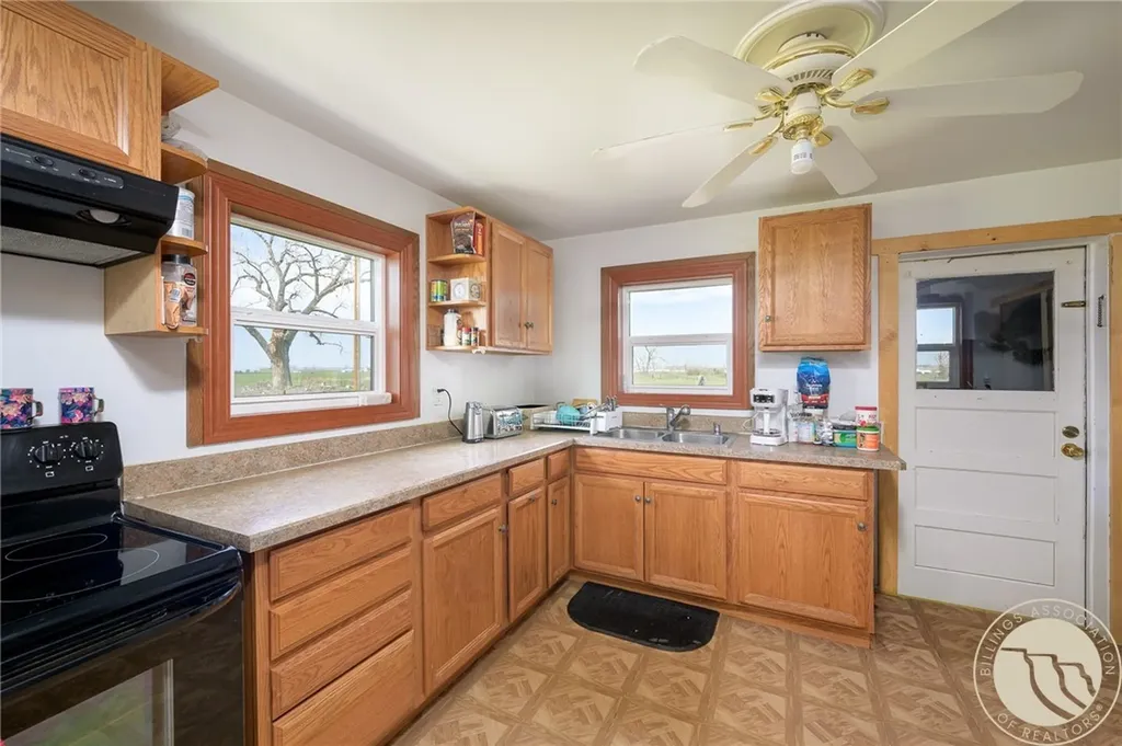 5213 Shepherd Acton Road Shepherd MT 59079