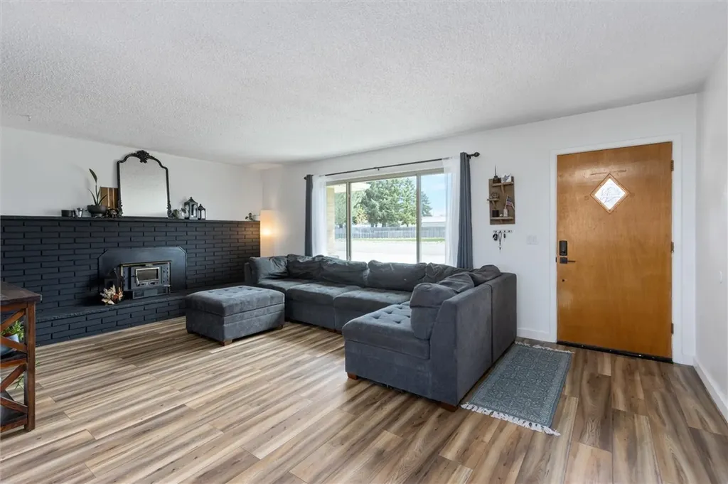 1745 Elaine Street Billings MT 59105