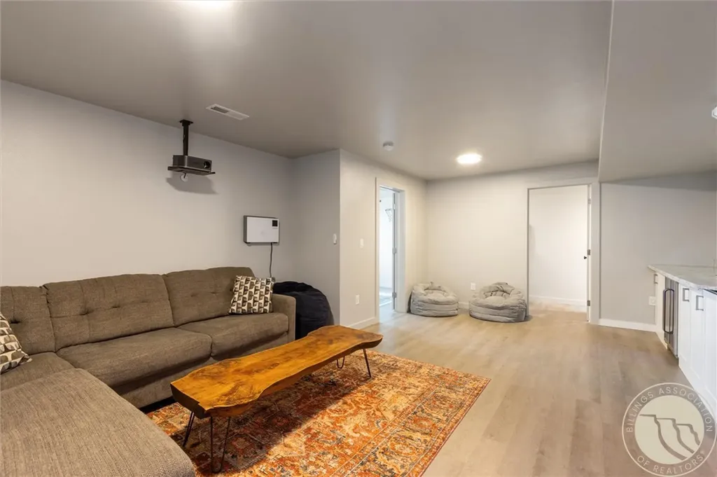 6345 Skycrest Drive Billings MT 59106