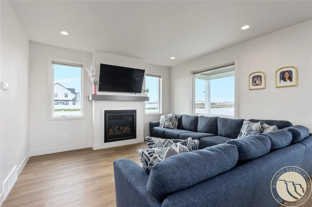 6345 Skycrest Drive Billings MT 59106