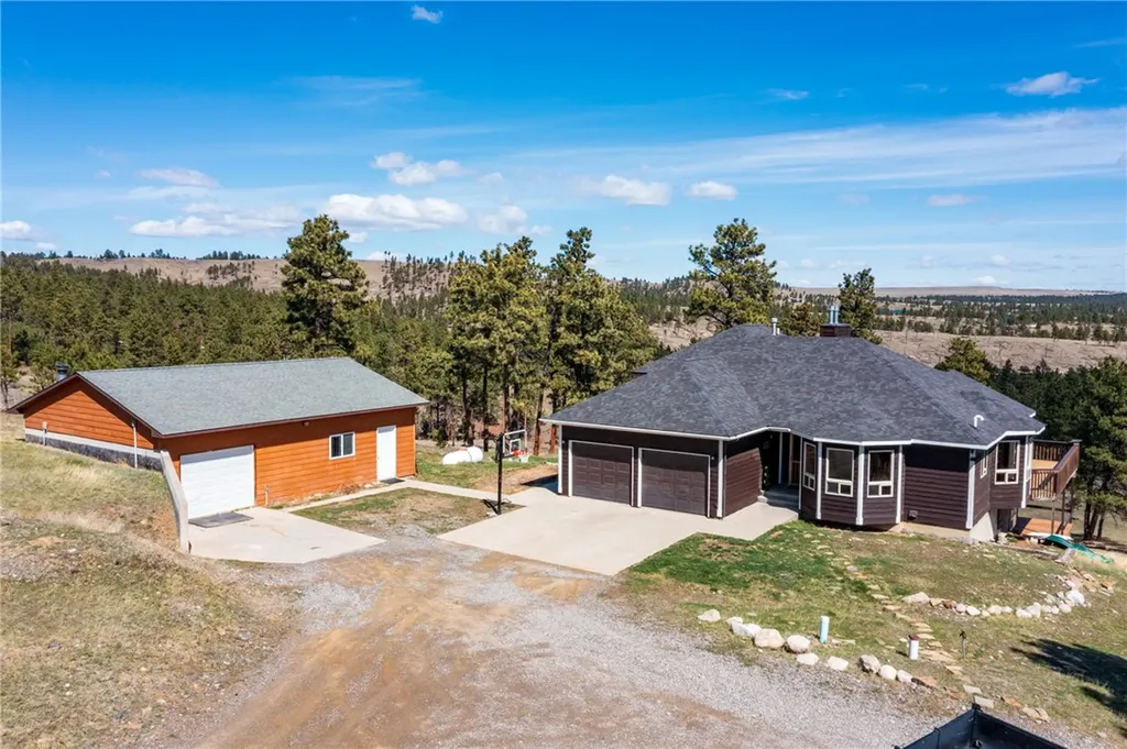 304 Pine Crest Road Columbus MT 59019