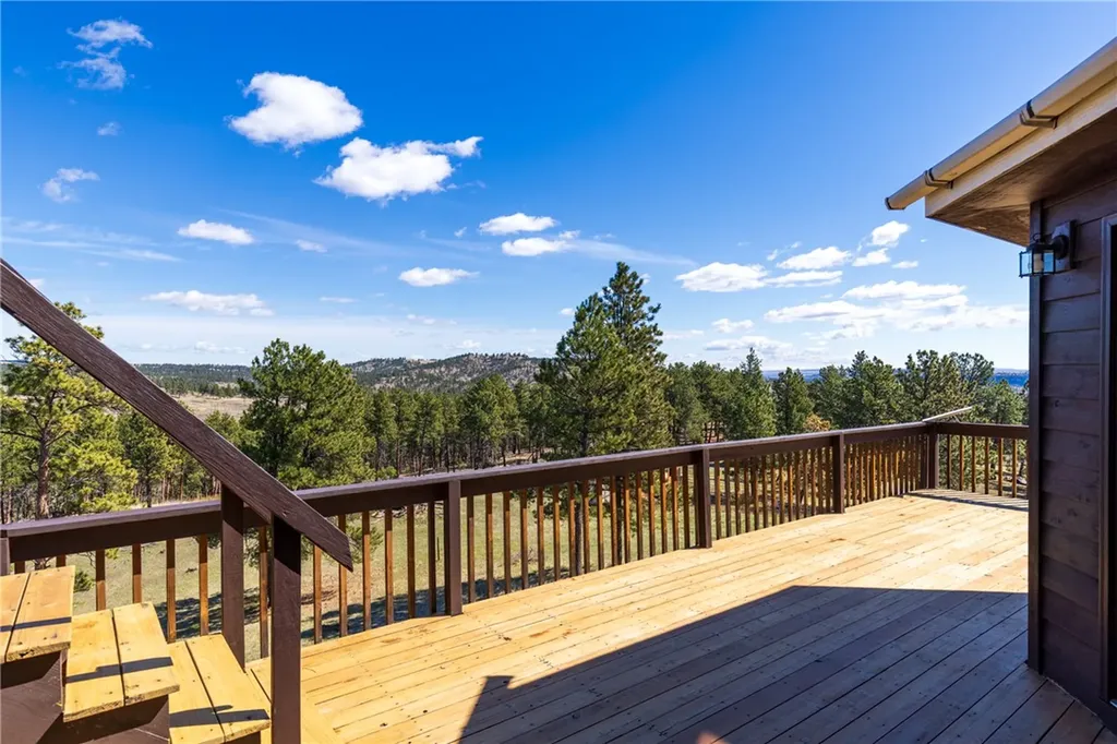 304 Pine Crest Road Columbus MT 59019