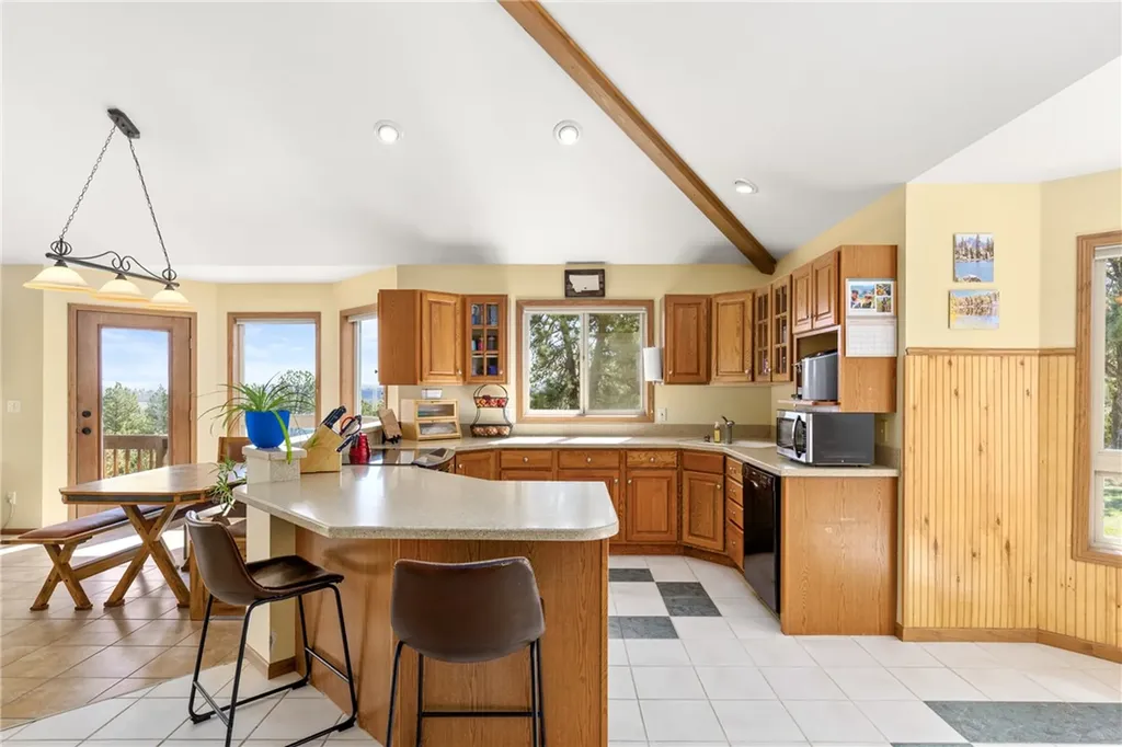 304 Pine Crest Road Columbus MT 59019
